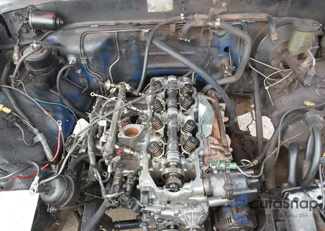 1985 Toyota Pickup Xtracab Rn56 Sr5 из США, поврежденный, VIN JT4RN56S4F0151608